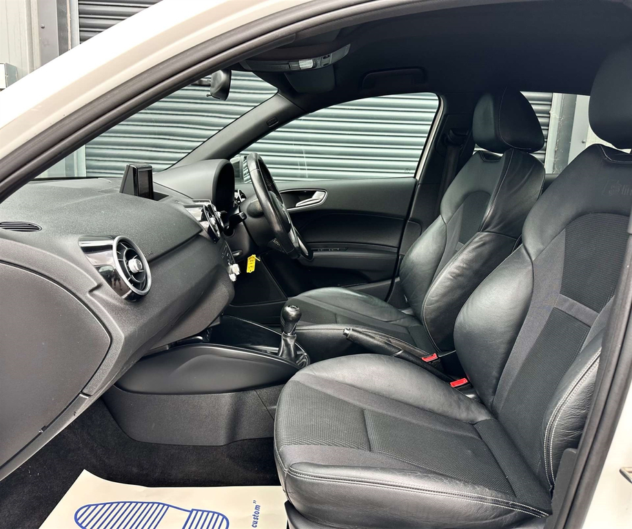Audi A1 Tfsi Sport Sportback White #25