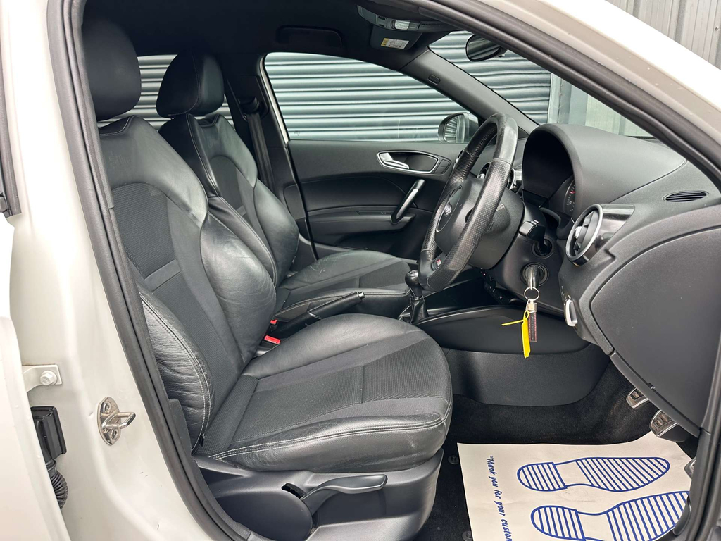 Audi A1 Tfsi Sport Sportback White #16