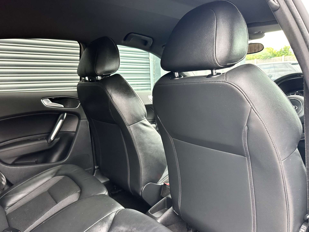 Audi A1 Tfsi Sport Sportback White #20