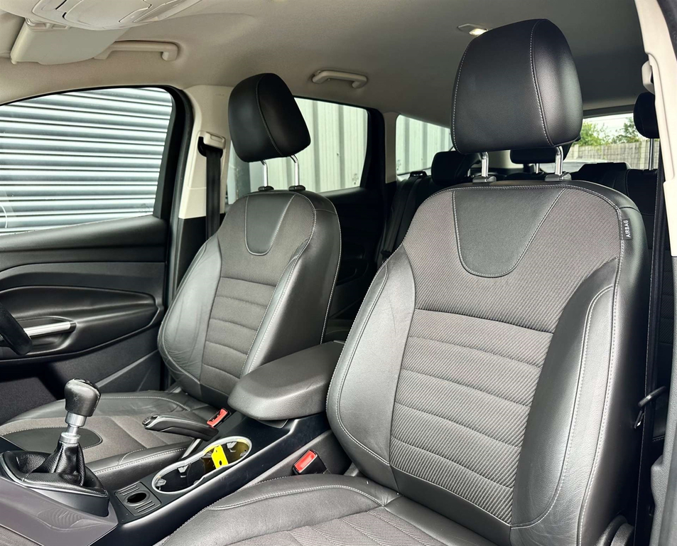Ford Kuga 2.0 Titanium X Tdci 148 Bhp Silver #37