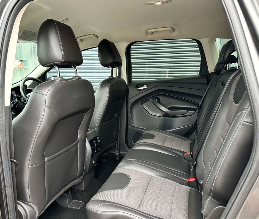 Ford Kuga 2.0 Titanium X Tdci 148 Bhp Silver #38