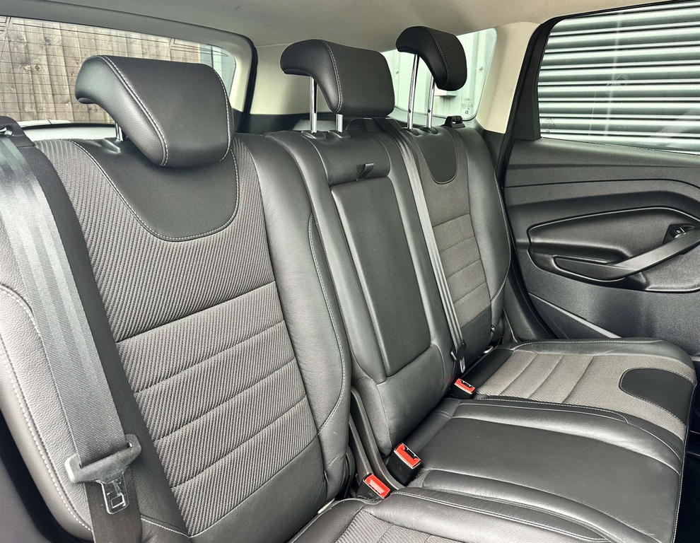 Ford Kuga 2.0 Titanium X Tdci 148 Bhp Silver #23