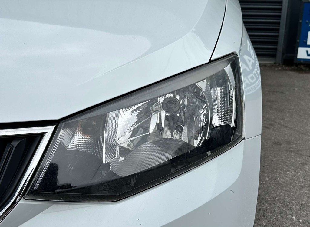 Skoda Fabia 1.2 Tsi Se Dsg Blue #9