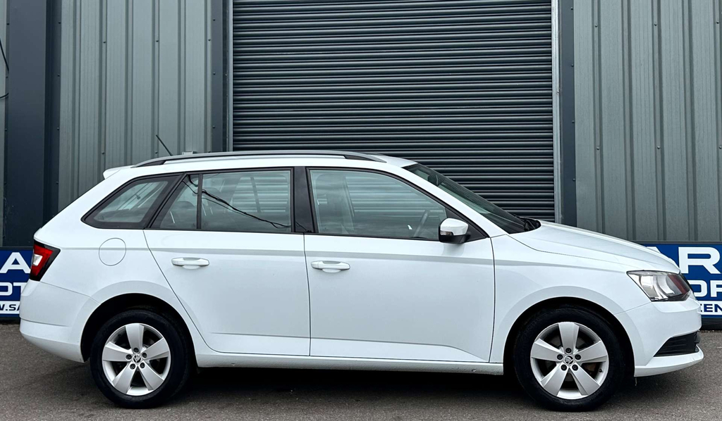 Skoda Fabia 1.2 Tsi Se Dsg Blue #4