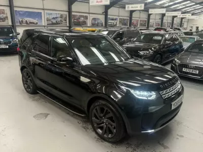 Land Rover Discovery 3.0 Sd V6 Hse Suv 4Wd 306 Ps Black #3