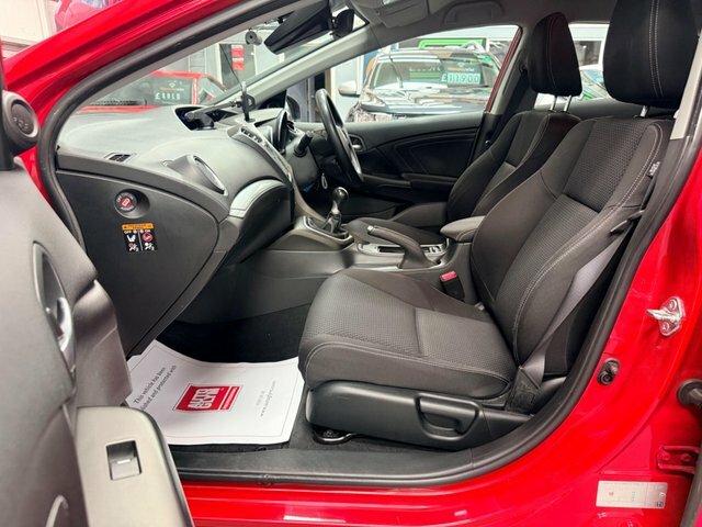 Honda Civic 1.8 I-vtec Se Plus Euro 6 S S Red #3