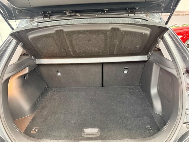 Hyundai Kona Hatchback Grey #17