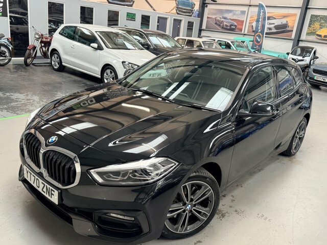 BMW 1 Series 2.0 118D Sport Euro 6 S S YT70ZNF Black