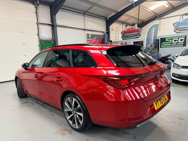 Seat Leon 1.5 Etsi Mhev Fr First Edition Dsg Euro 6 S S Red #4
