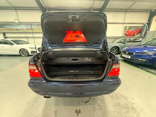 Mercedes-Benz CLK Elegance Blue #26