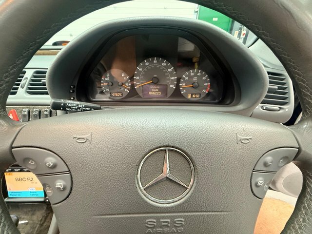 Mercedes-Benz CLK Elegance Blue #18