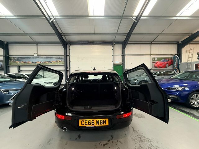 Mini Clubman 2L Cooper D Black #34