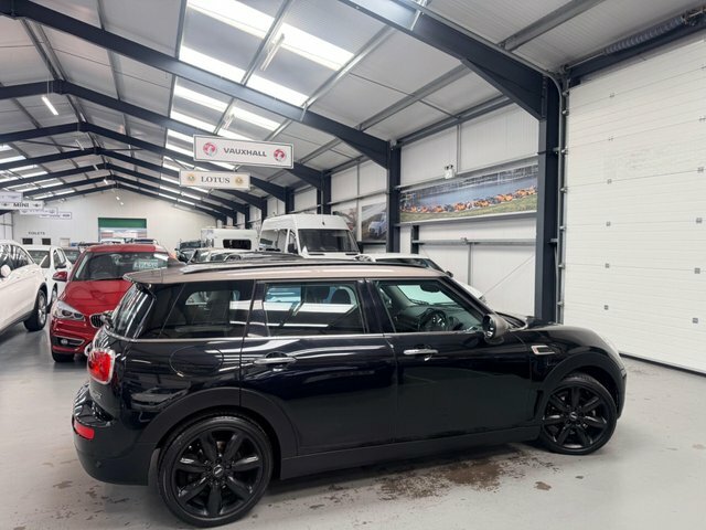 Mini Clubman 2L Cooper D Black #17