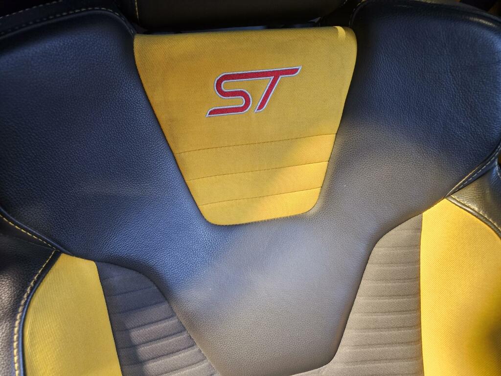 Ford Focus St-2 Yellow #5