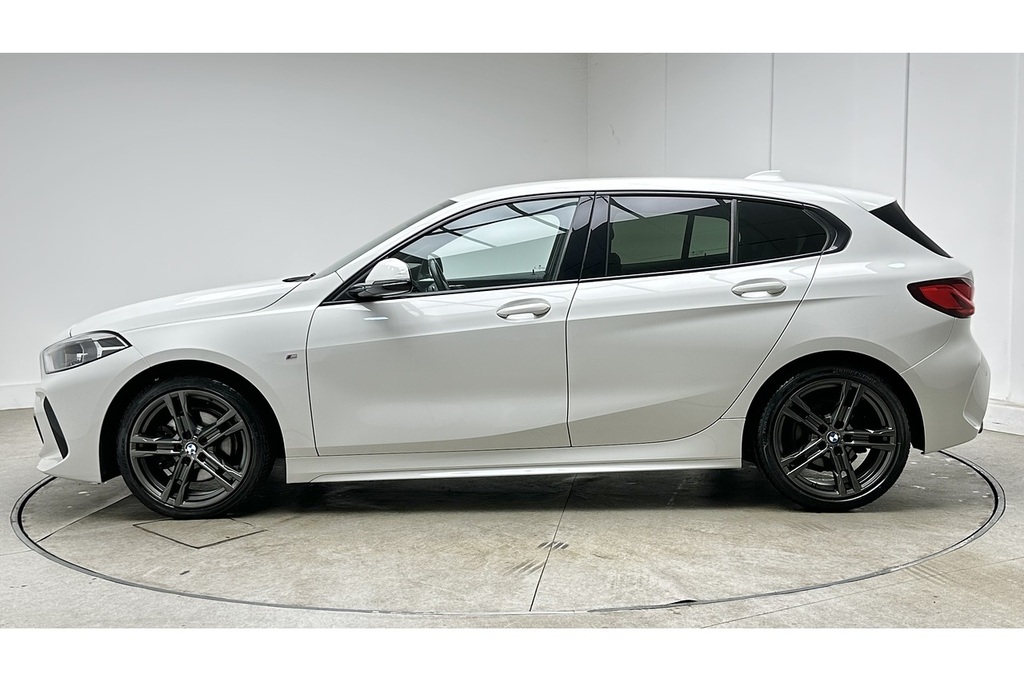 BMW 1 Series 118D M Sport White #6