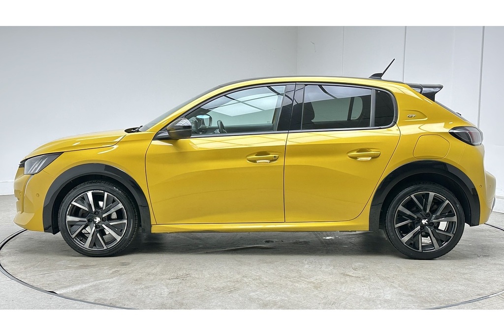 Peugeot 208 Puretech Gt Premium CJ71JCZ Yellow #6