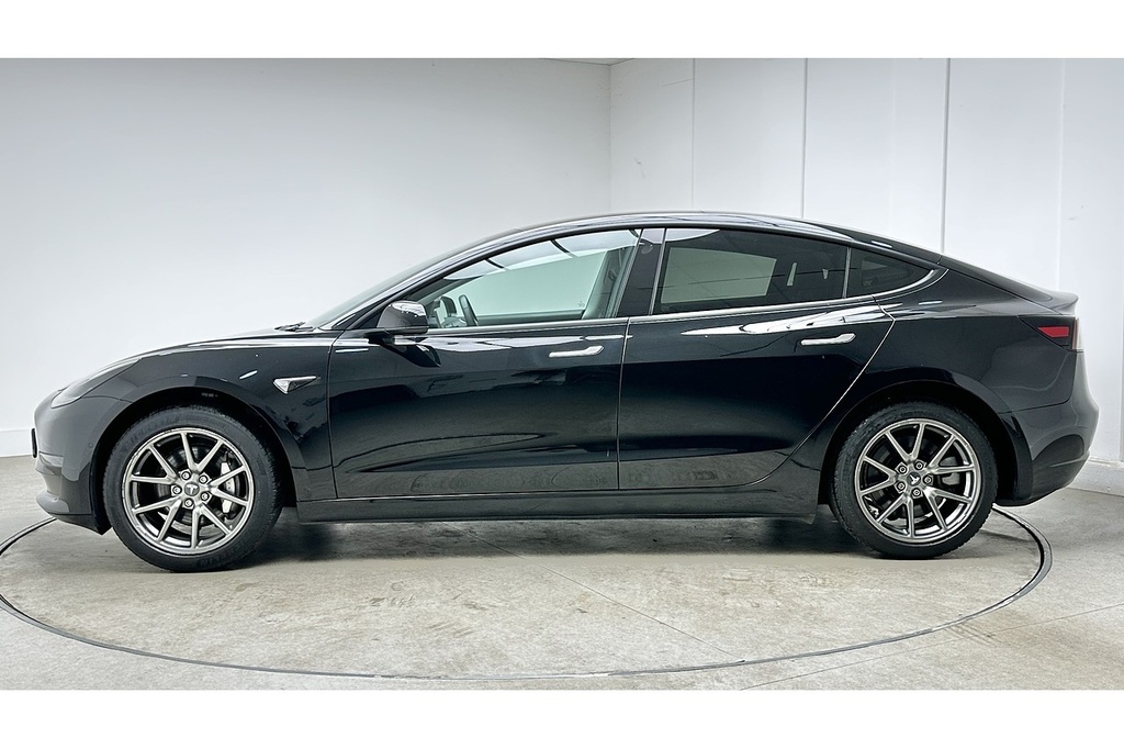 Tesla Model 3 Standard Range Plus YK69JUX Black #6