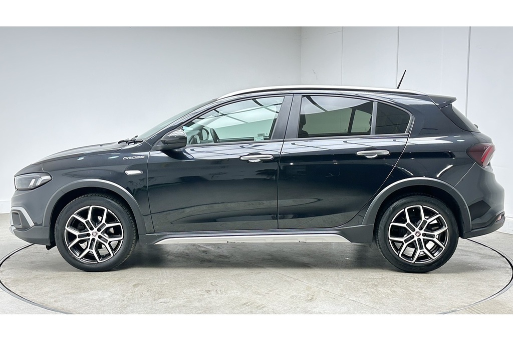 Fiat Tipo Cross Black #6