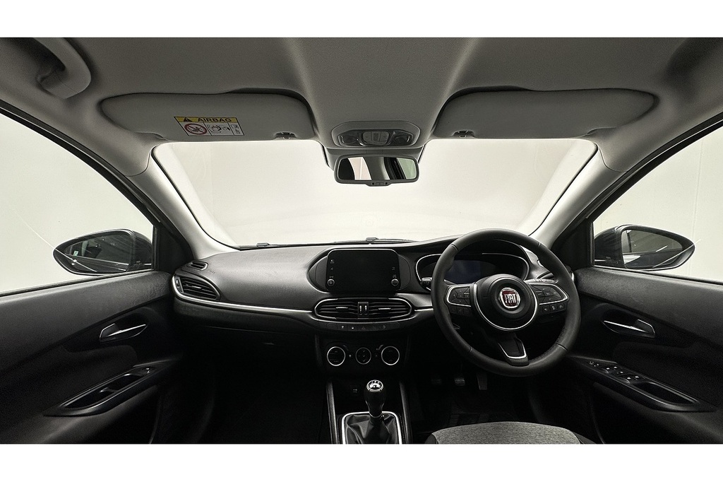Fiat Tipo Cross Black #2