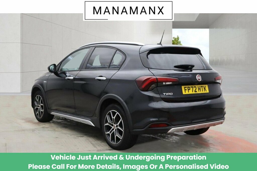 Fiat Tipo Cross Black #2