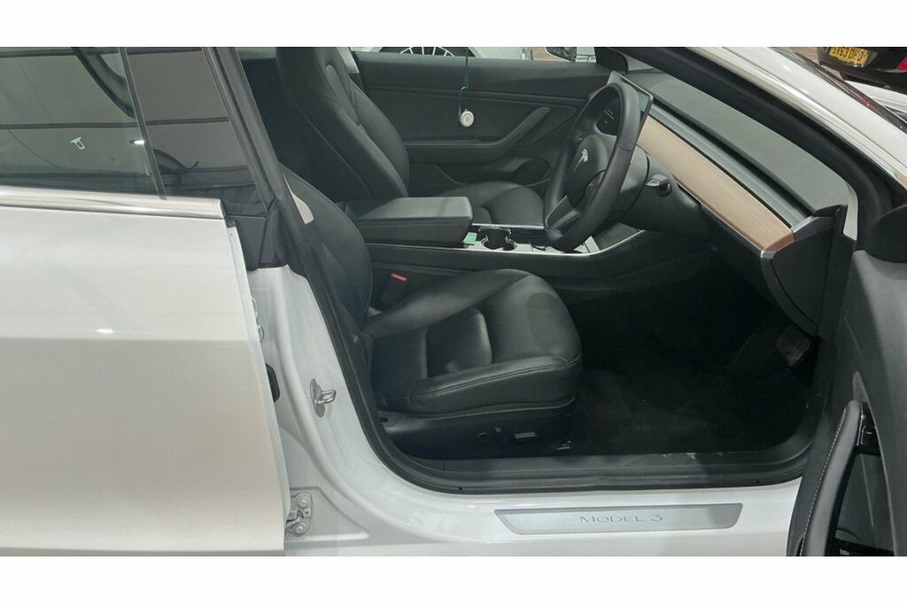 Tesla Model 3 Standard Range Plus BL19OBE White #2