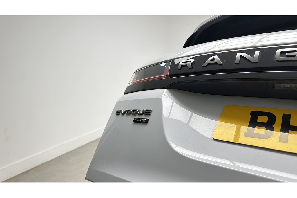 Land Rover Range Rover Evoque 2.0 D150 Fwd Euro 6 Ss White #9