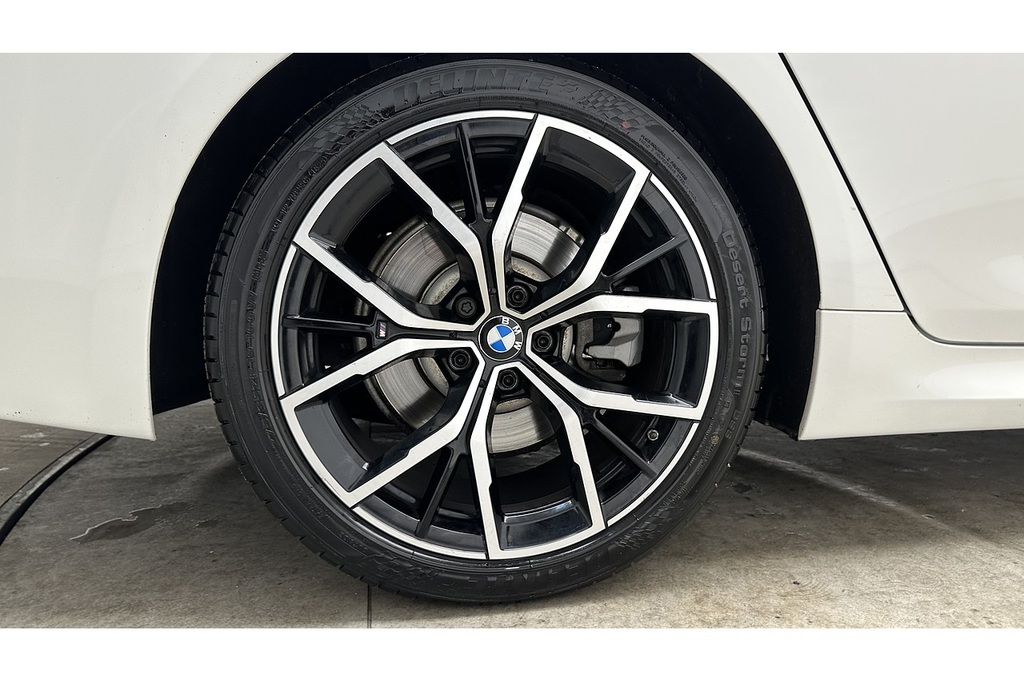 BMW 5 Series Dieselhybrid 4dr 202208239072065 #13