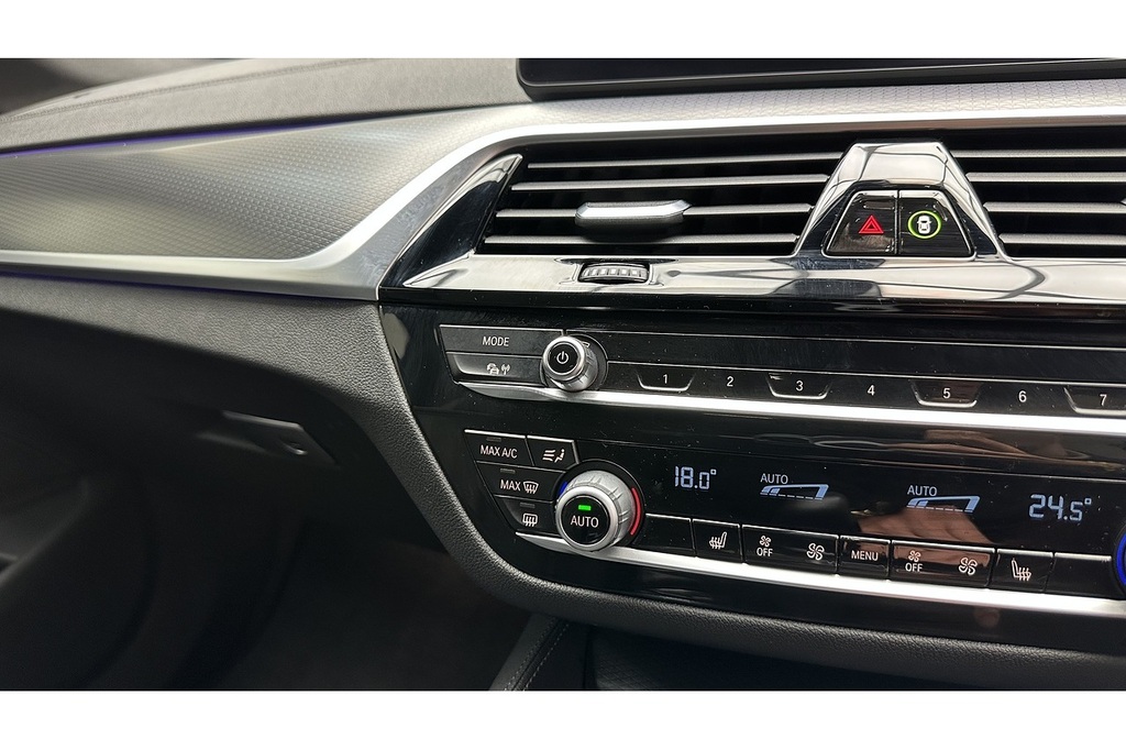 BMW 5 Series Dieselhybrid 4dr 202208239072065 #43