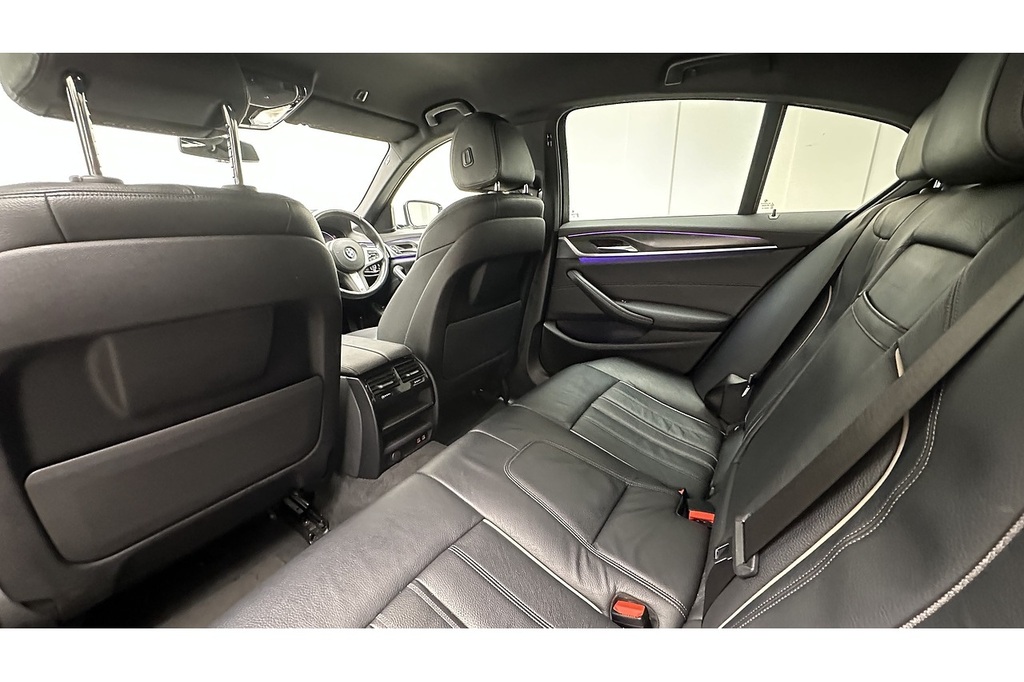 BMW 5 Series Dieselhybrid 4dr 202208239072065 #19