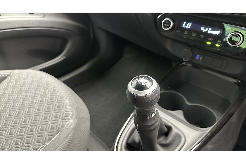 Toyota Aygo X 1.0 Vvt-i Exclusive X-shift Euro 6 Ss Grey #32