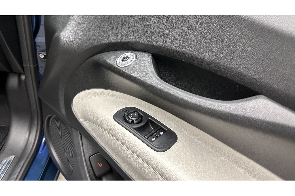 Fiat 500E C Icon Black #23