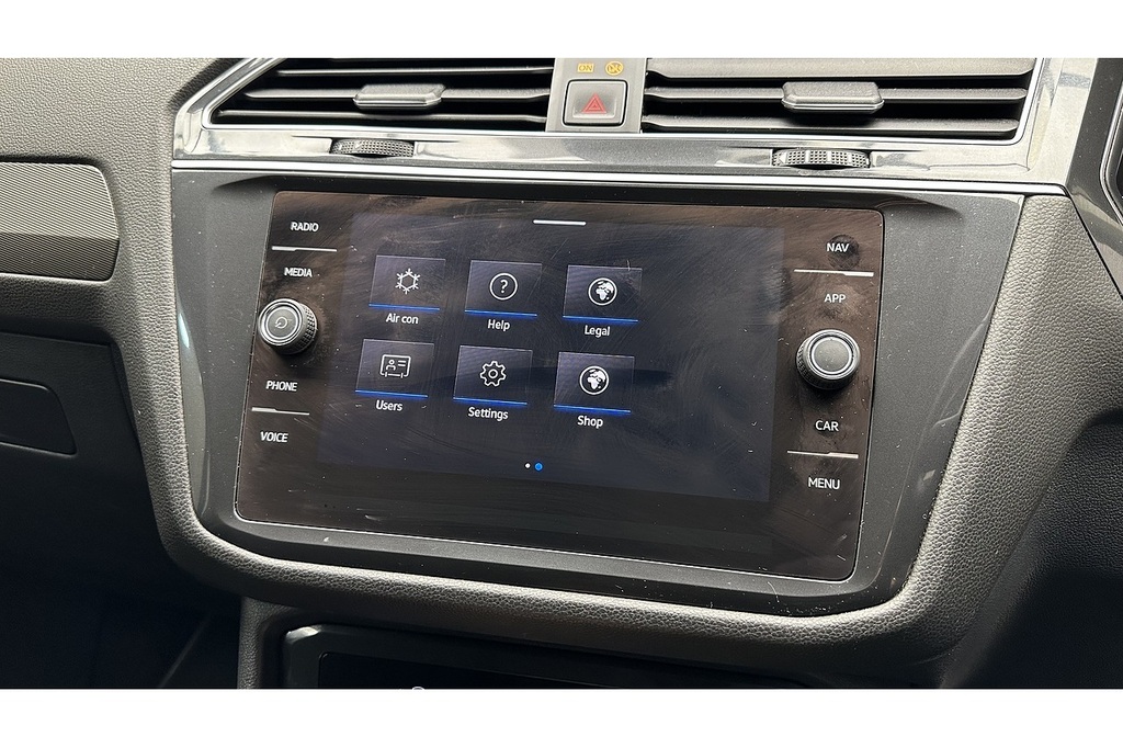 Volkswagen Tiguan Allspace 1.5 Tsi Life Dsg Black #40