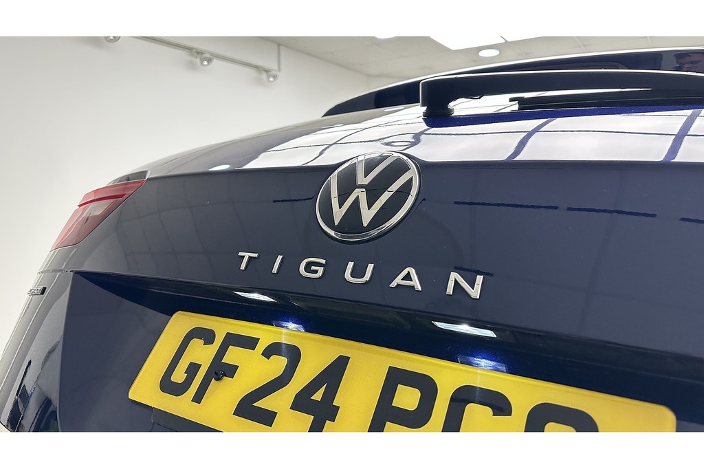 Volkswagen Tiguan Allspace 1.5 Tsi Life Dsg Black #11