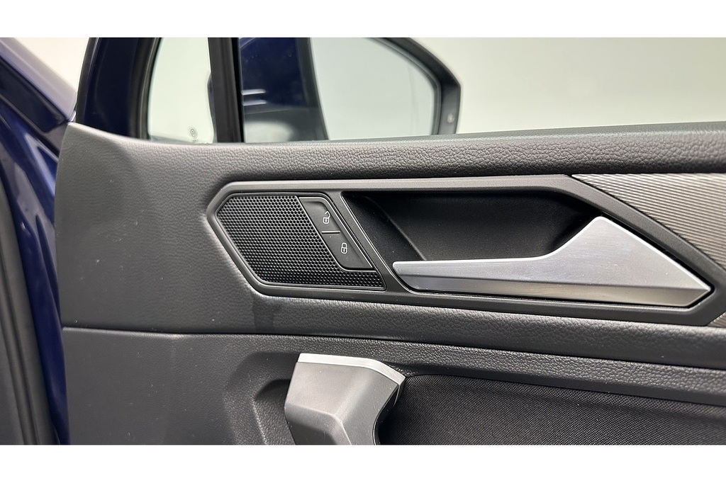 Volkswagen Tiguan Allspace 1.5 Tsi Life Dsg Black #30