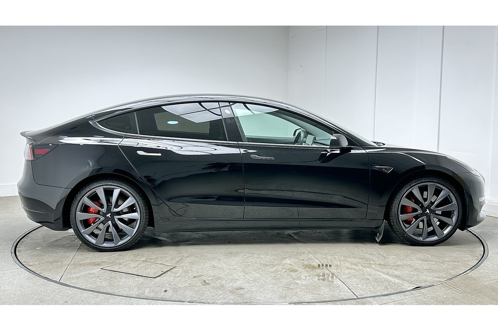Tesla Model 3 Performance Black #4
