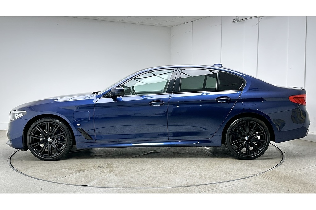 BMW 5 Series 530E M Sport Blue #6