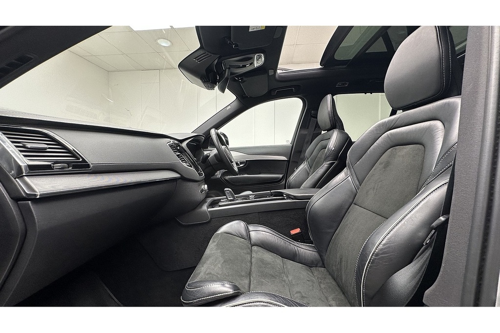 Volvo XC90 R-design Pro Grey #15
