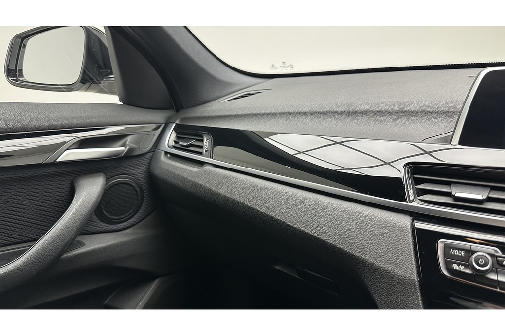 BMW X1 2.0 20I Se Silver #32