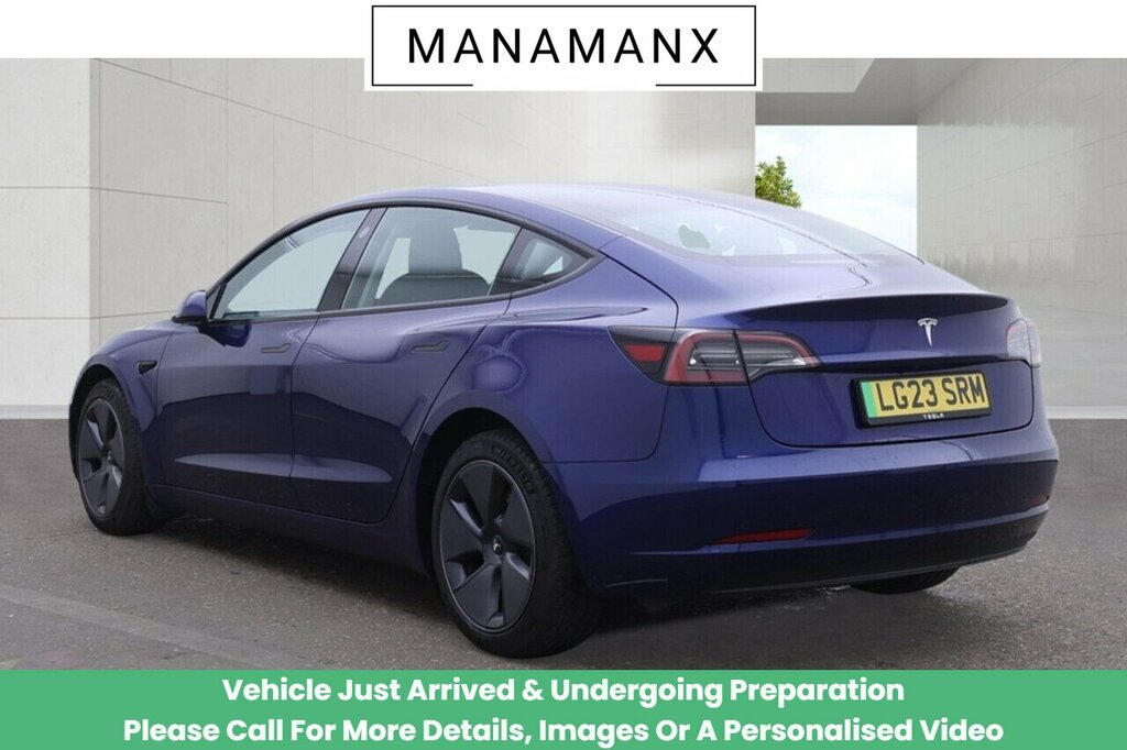 Tesla Model 3 Saloon Blue #2