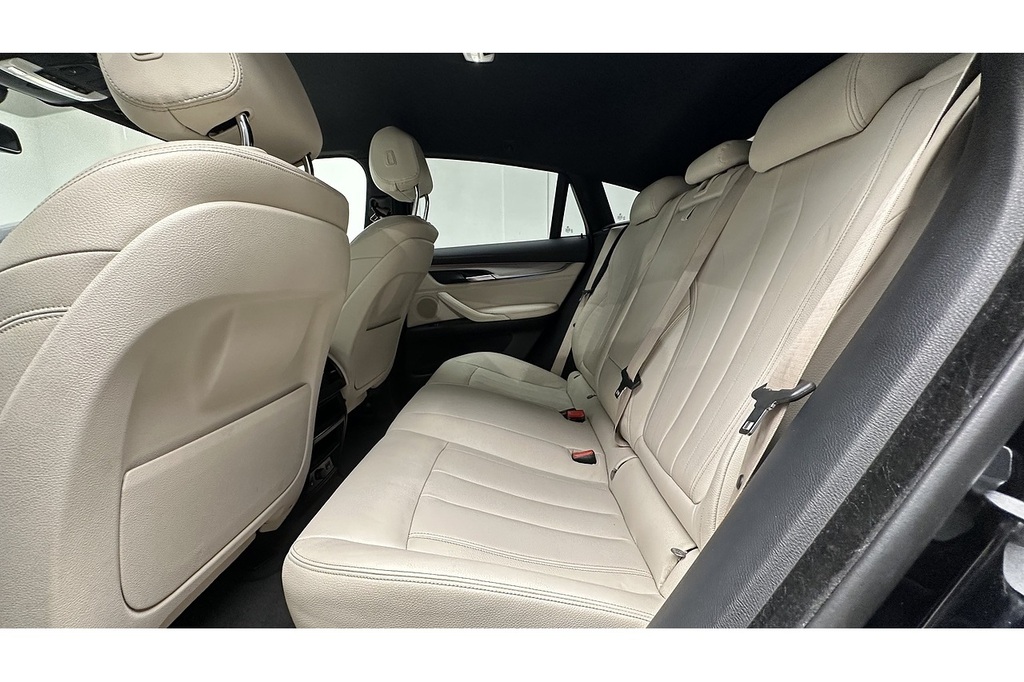 BMW X6 Xdrive30d M Sport Step White #19