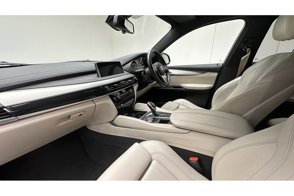 BMW X6 Xdrive30d M Sport Step White #18