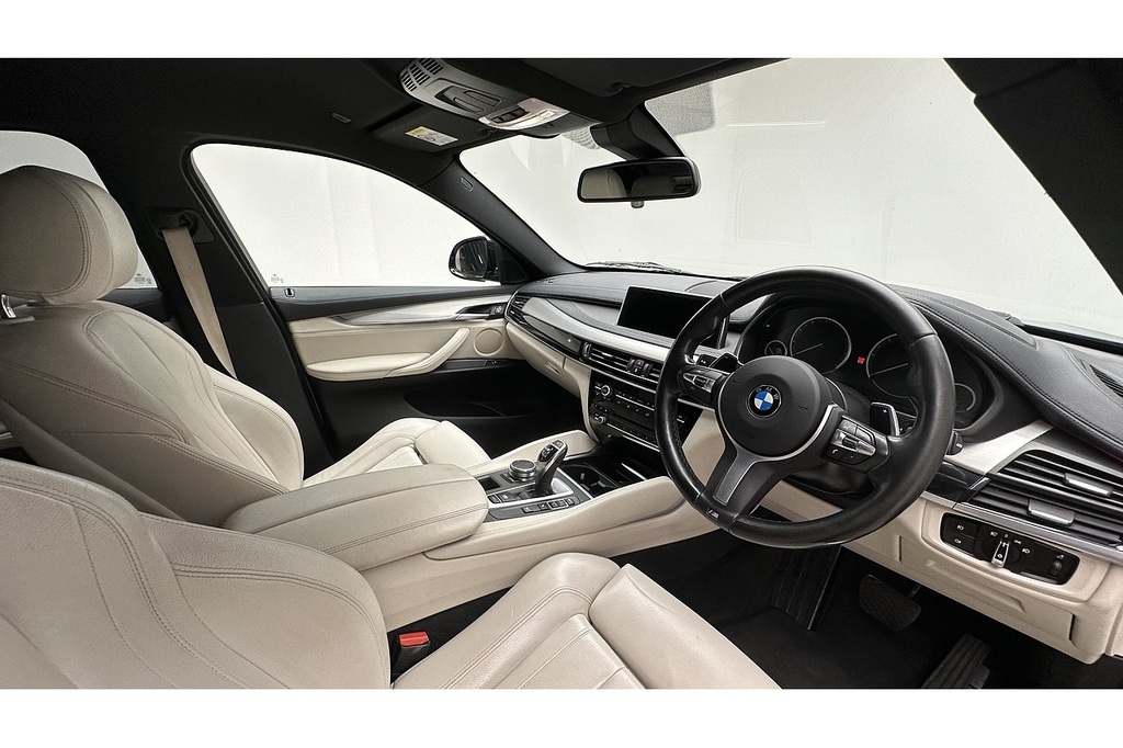 BMW X6 Xdrive30d M Sport Step White #25