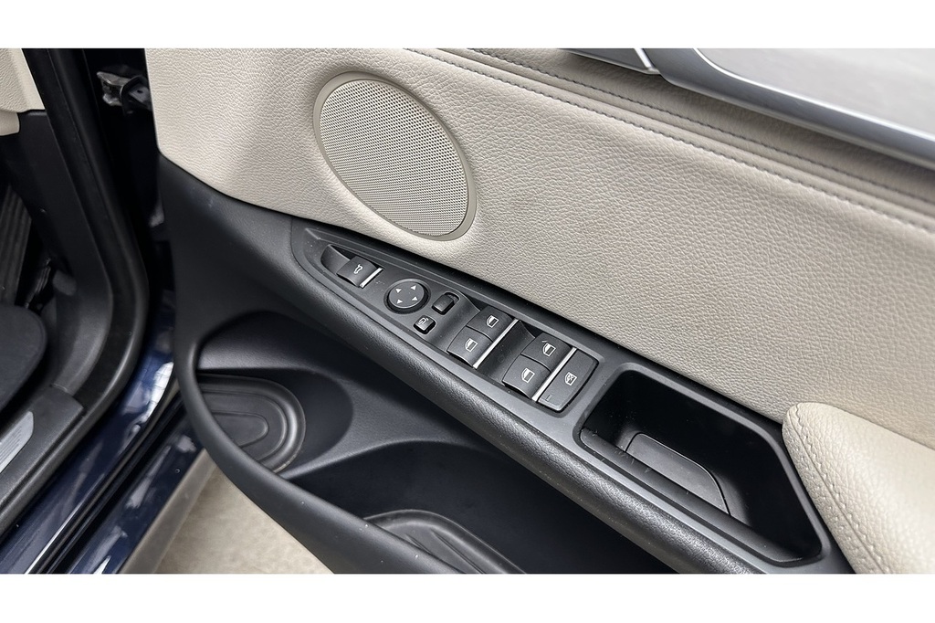 BMW X6 Xdrive30d M Sport Step White #27