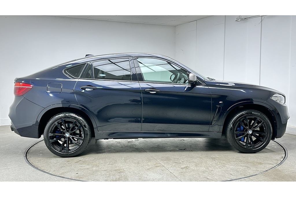 BMW X6 M50d Black #4