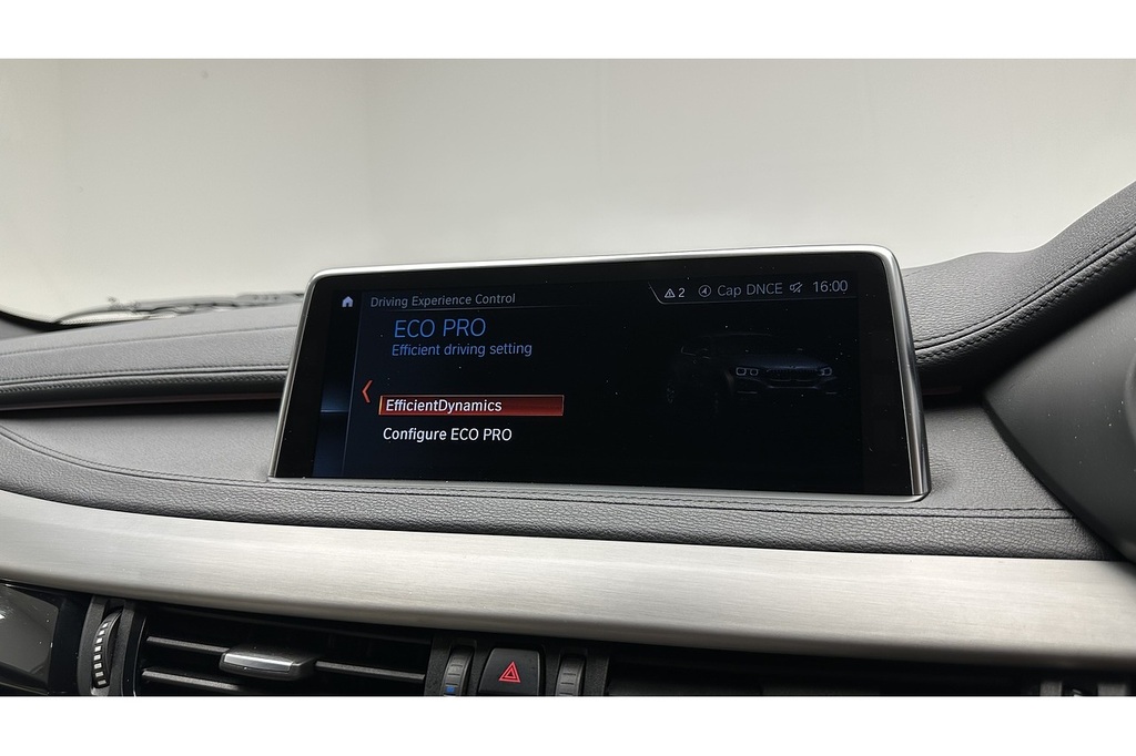 BMW X6 Xdrive30d M Sport Step White #38