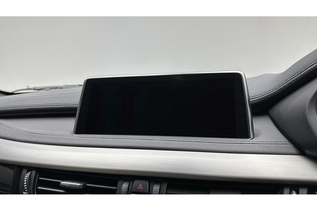 BMW X6 Xdrive30d M Sport Step White #41