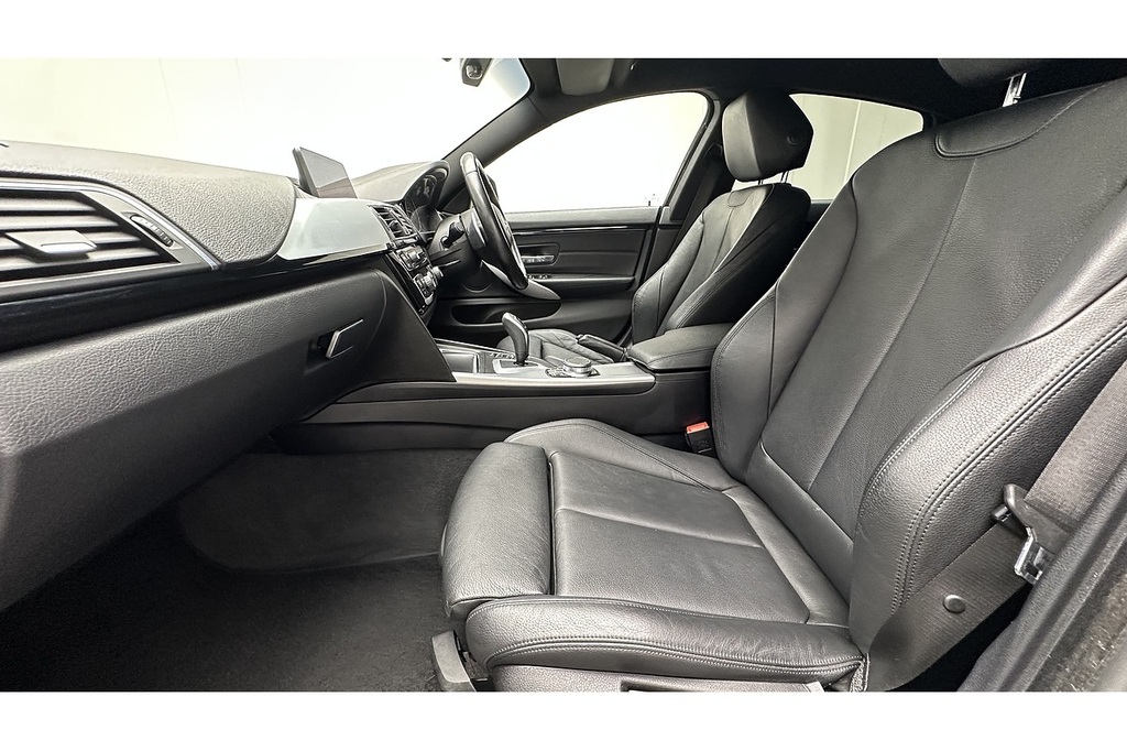 BMW 4 Series Gran Coupe 420D Gran Coupe M Sport Black #50