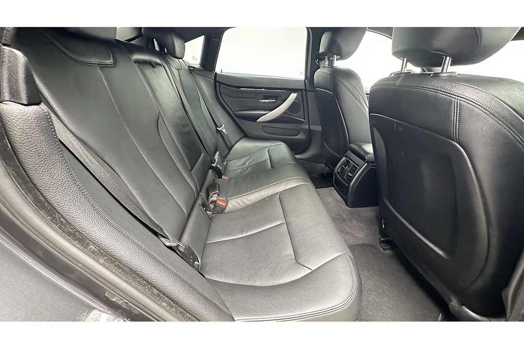 BMW 4 Series Gran Coupe 420D Gran Coupe M Sport Black #42