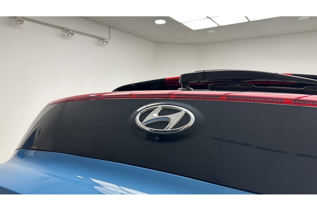 Hyundai Bayon 1L Premium Black #11