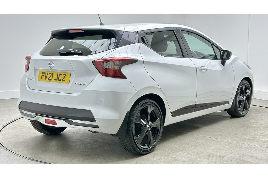 Nissan Micra Ig-t N-sport White #5
